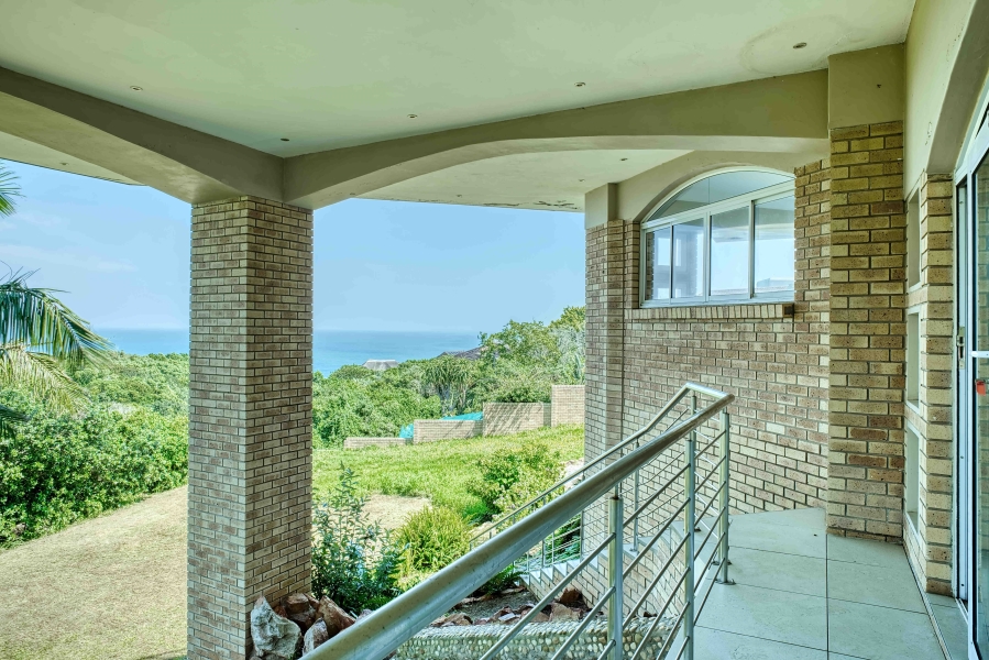 5 Bedroom Property for Sale in Blue Horizon Bay Eastern Cape